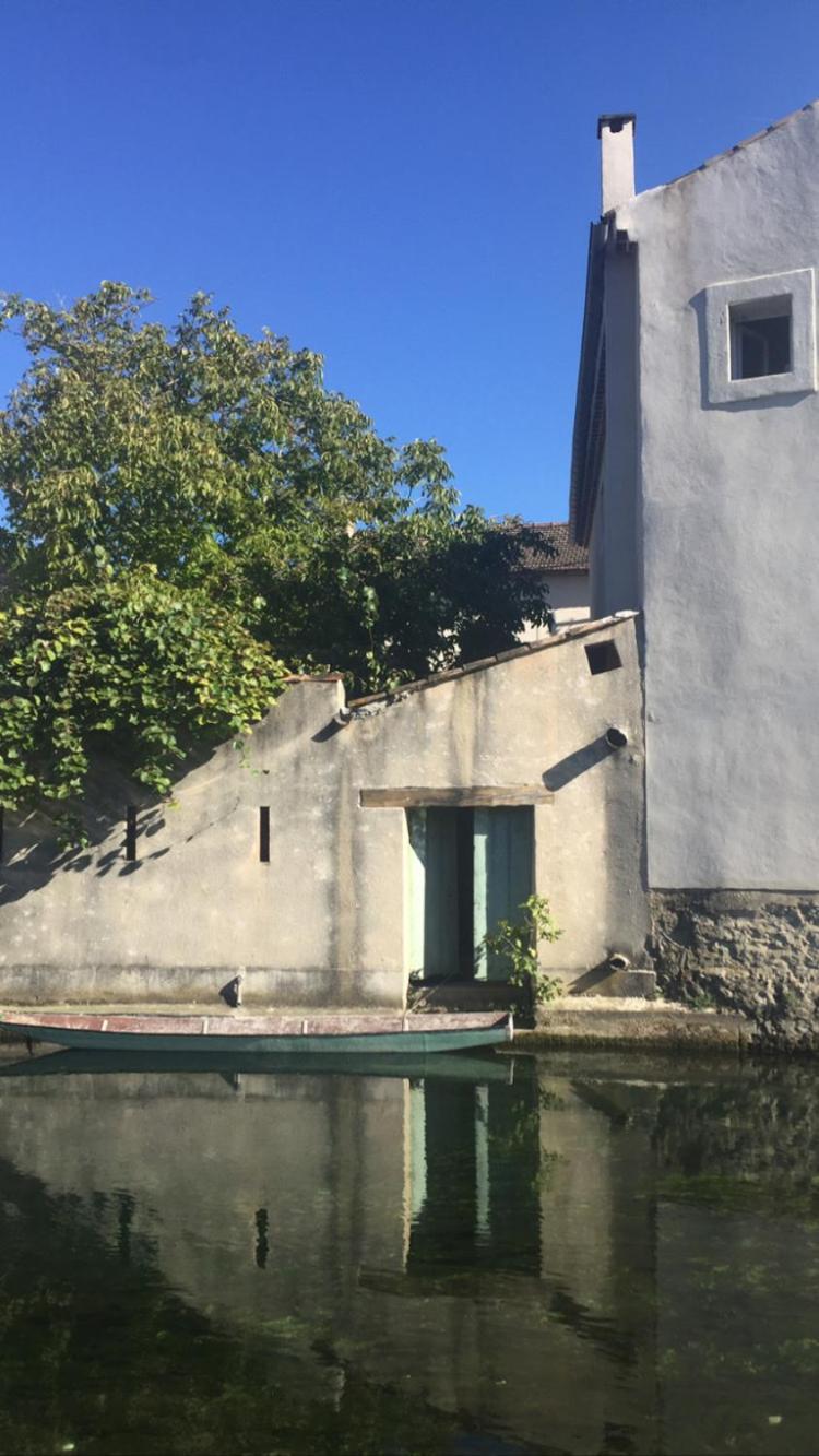 Appartamento Le 40 LʼIsle-sur-la-Sorgue Esterno foto